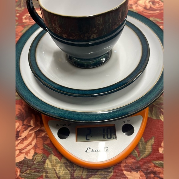 Denby, Greenwich Dish set Footed Cup, Saucer, & Lunch Plate Green & white 3 pc - Picture 7 of 11